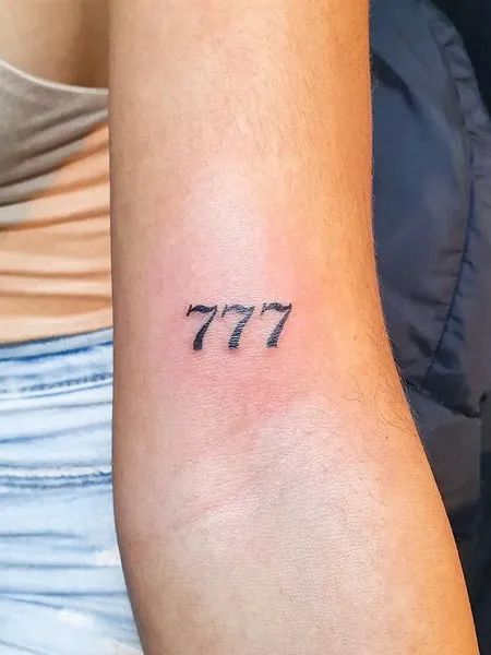 777 tattoo font