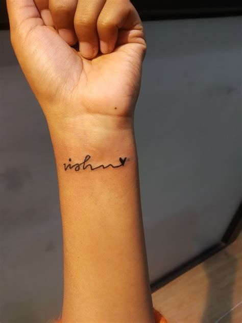 classy small tattoo ideas for women