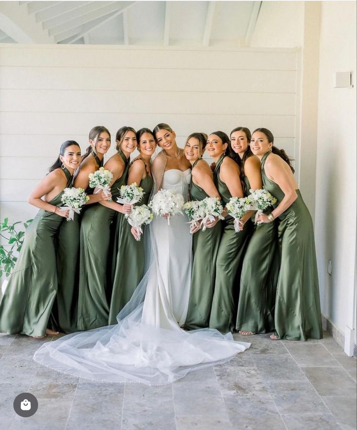 dark green wedding theme