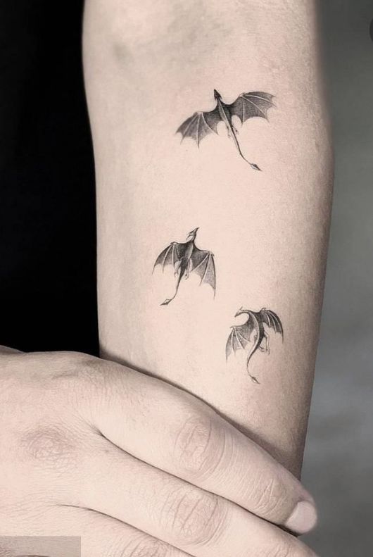 feminine small dragon tattoos