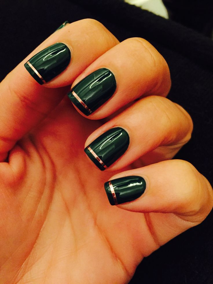 green nail polish