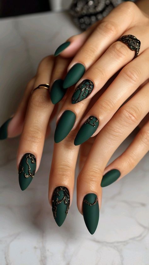 green nail syndrome